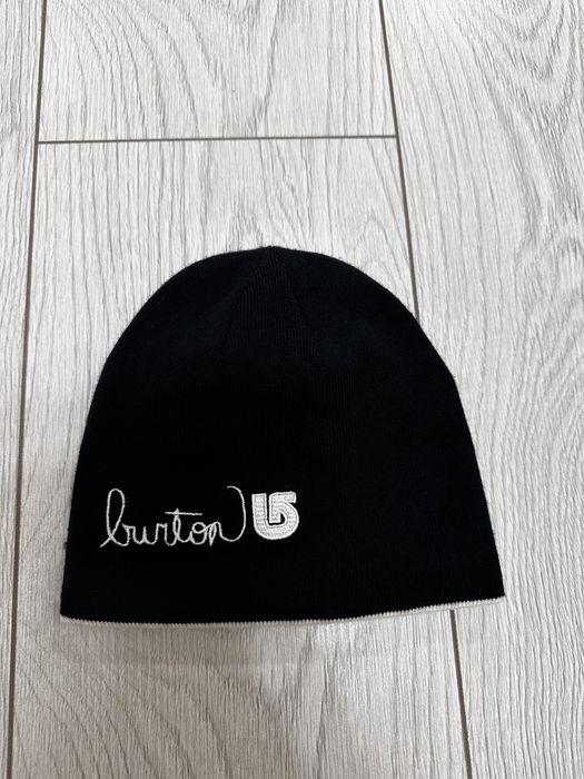 Продам шапку спортивную