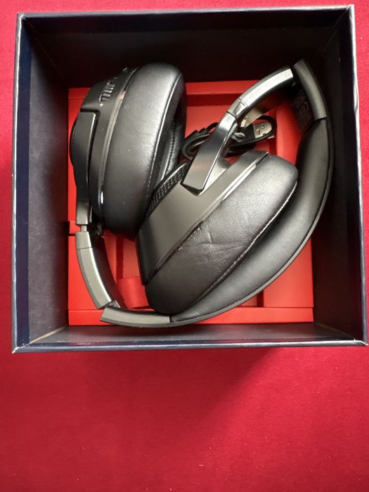 Casti Gaming Wireless LORGAR NOAH 501, ca nou