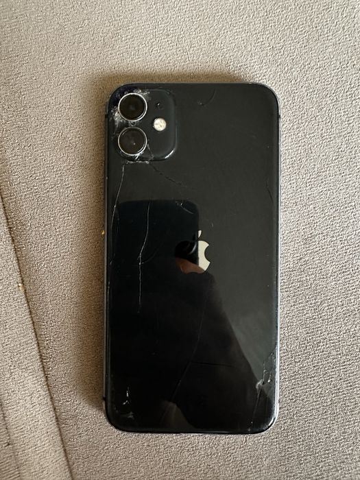 Телефон Iphone 11 черный