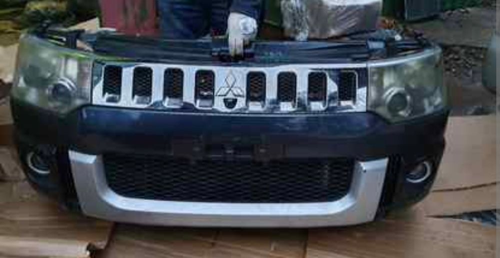 Морда носкат Mitsubishi Delica D5