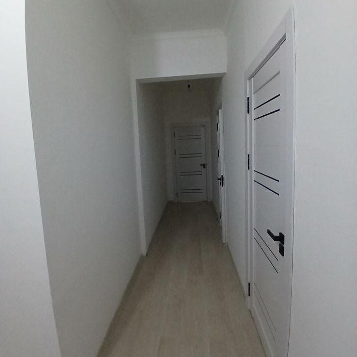 Yashnabod rayon OLMOS Maxallasi 2 xonali kvartira Srochno sotiladi