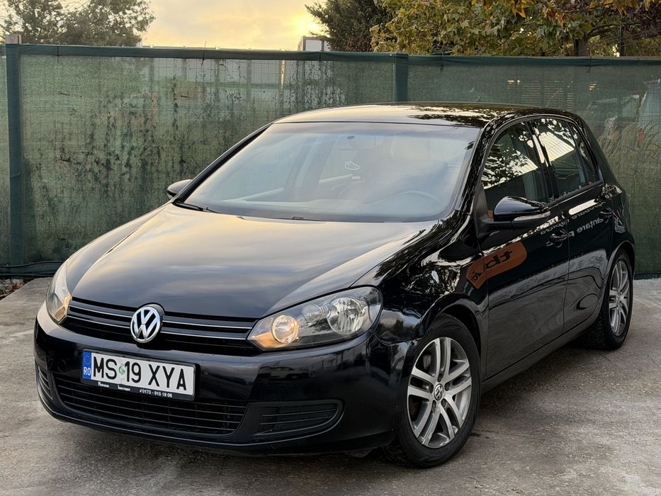 Volkswagen Golf VI