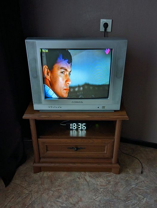 Тумба под телевизор