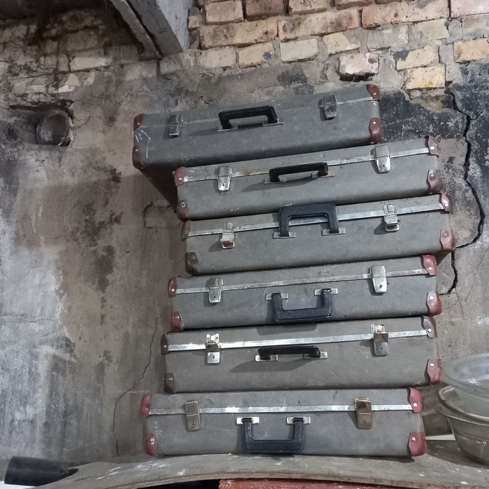 Продаю чемоданы ссср  в хорошем состояний