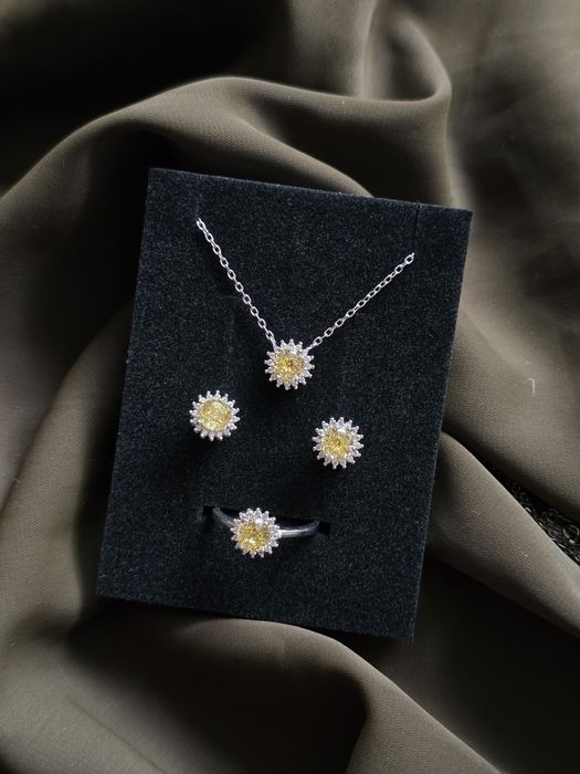 Серебряный комплект