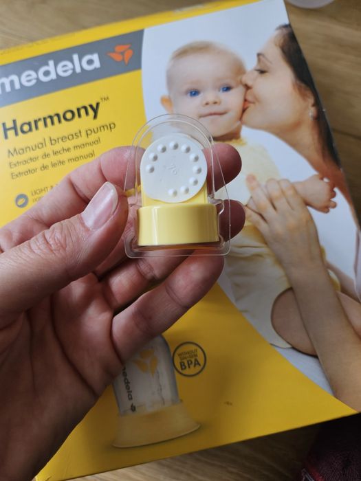 Ръчна помпа за кърма Medela Harmony