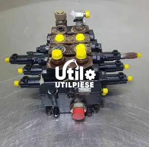 Distribuitor JCB 426E 426 427 436 437 3CX 4CX + piese JCB