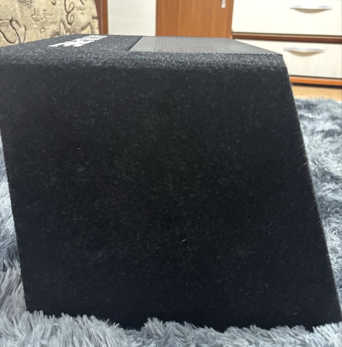 Vand subwoofer alpine