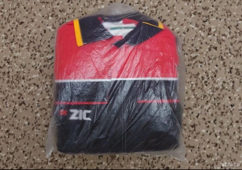 Продам комплект спец одежды zic
