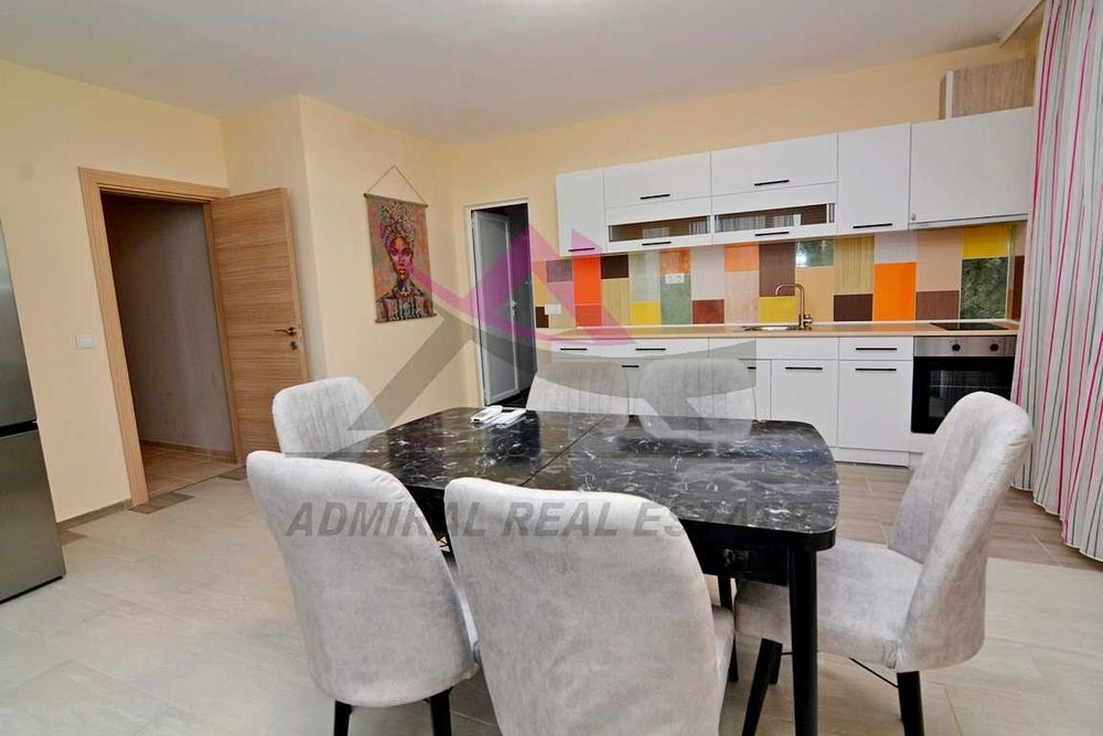 Дава се под наем Тристаен апартамент в Варна, Бриз - 96 кв.м за 650 € - Снимка #1