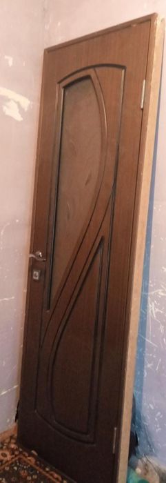 Продам двери межкомнатные