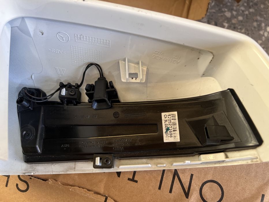 Оригинални Капаци огледала за Мерцедес w212