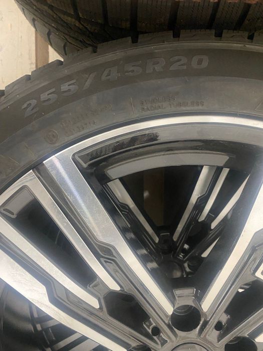 Продаю комплект зимних колес для Voyah Free