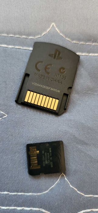 Sony PS VITA  Fifa14 +card 4Gb Sony