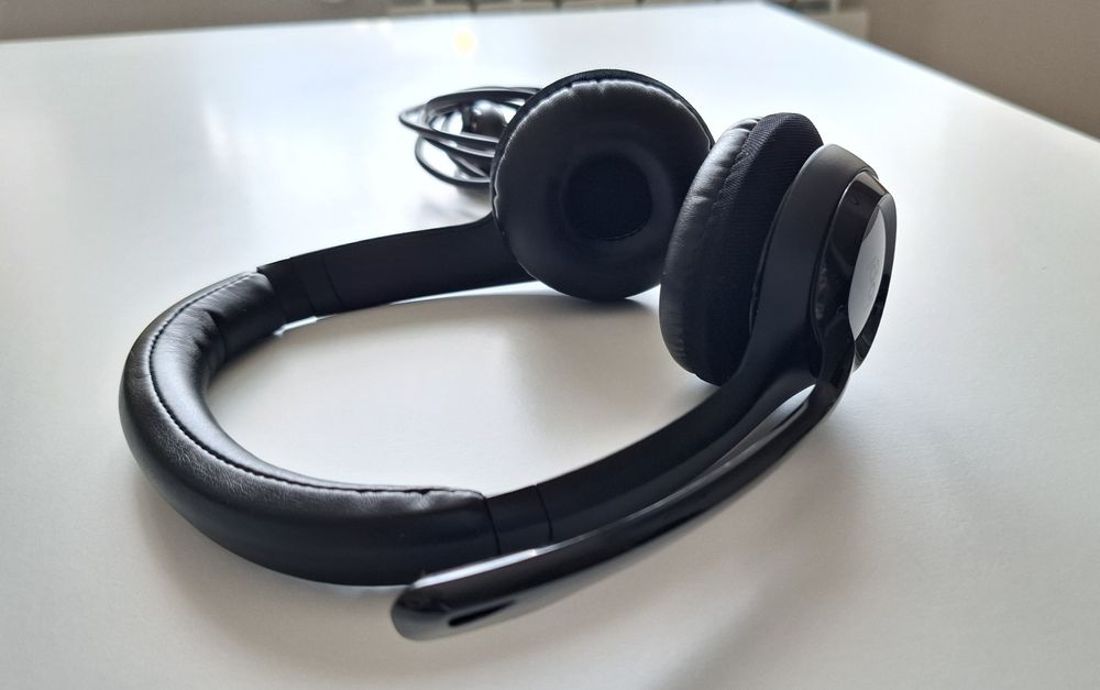 Căști Logitech H390