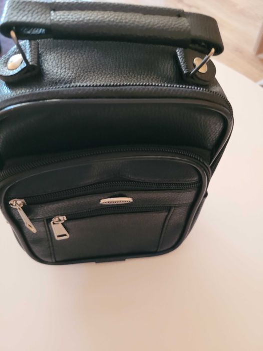 Мъжка кожена чанта