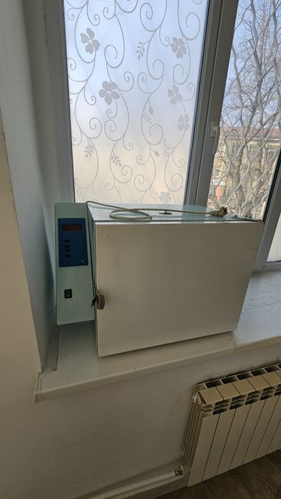 Сухожаровый шкаф