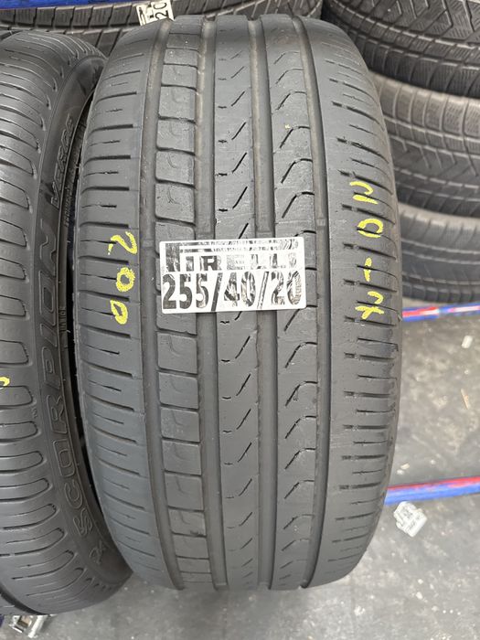 255/40/20 Pirelli