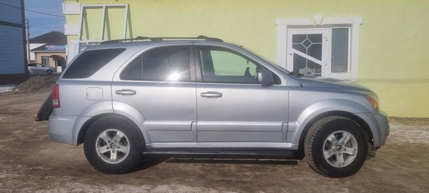 Продам машину киа моренто