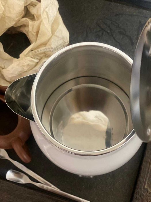 Чайник электрический Nobel1  6018