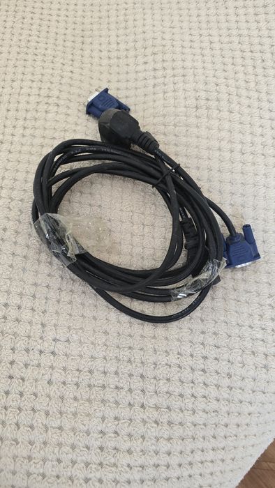 Кабель VGA, кабель питания