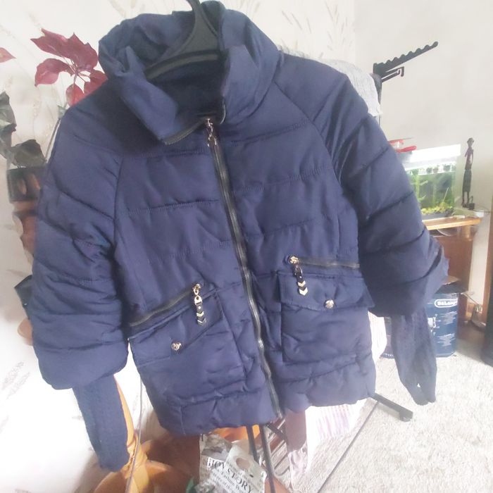 Продам верхнюю одежду