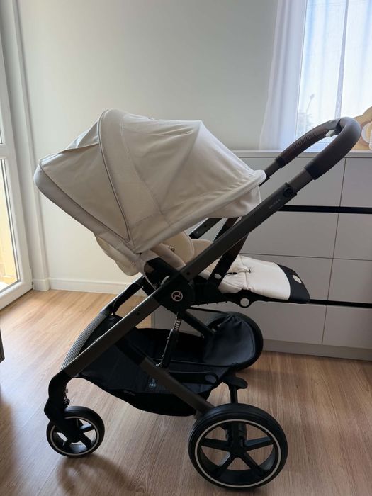 Cybex Balios S Lux само с летен кош