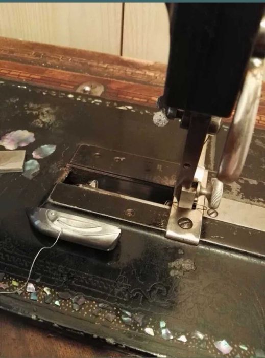 Masina veche de cusut Singer