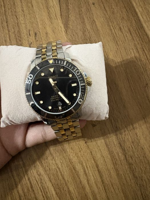 Erkaklar soati sotiladi