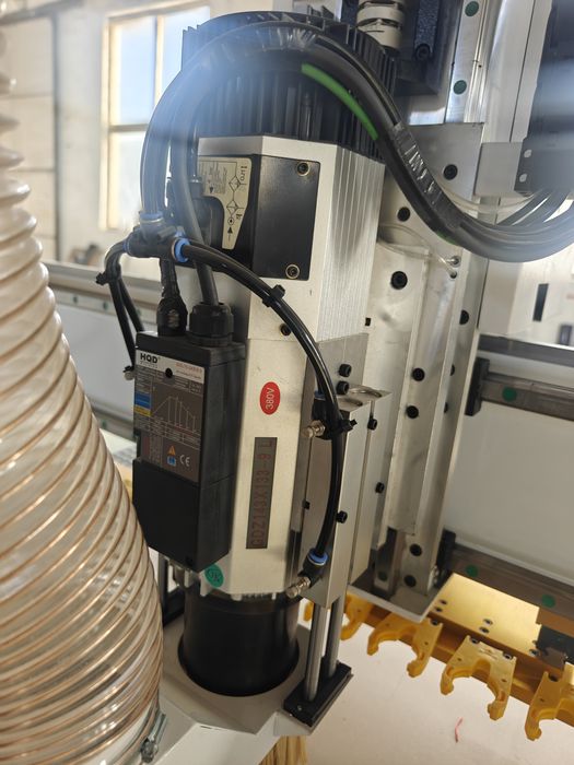 Фрезерный станок с ЧПУ