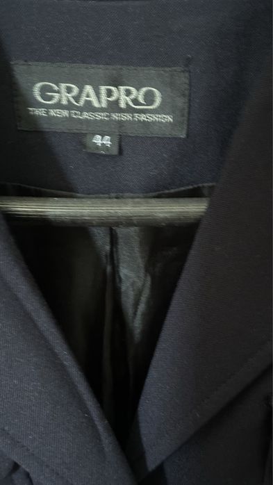 Пиджак темно синего цвета