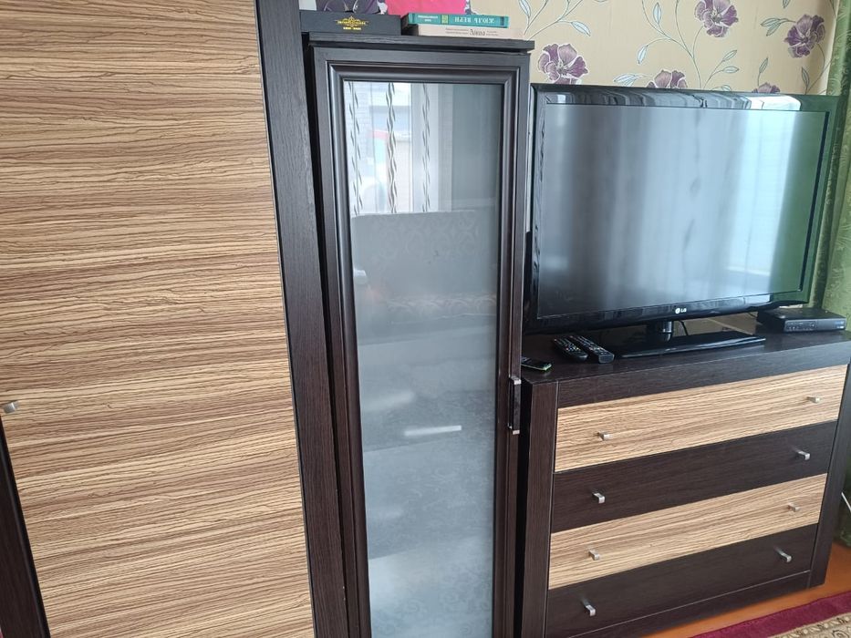 Продам шкаф в отличном состоянии срочно