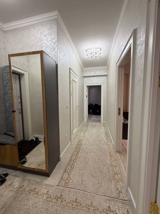 Квартира продается 3/1/14 на жк Zarafshon city