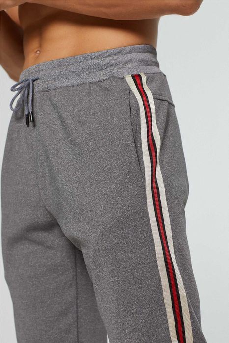 Новые  стильные мужские теплые зимние штаны джоггеры (размер 48-50)