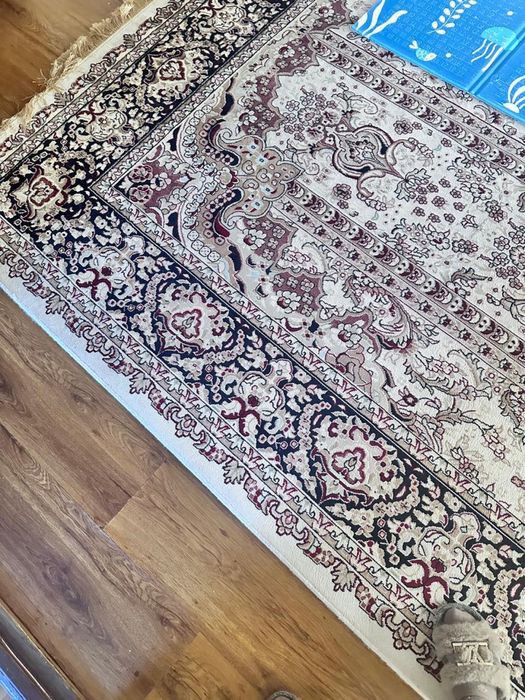 Продам ковер, кілем сатылады