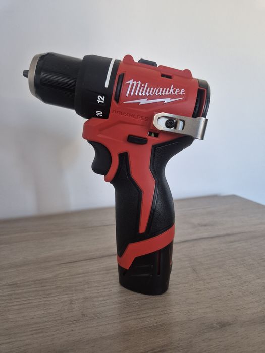 Dewalt / milwaukee / makita / bosch