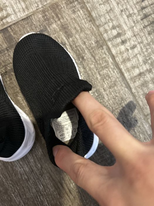 Vand set de adidasi pentru fetite