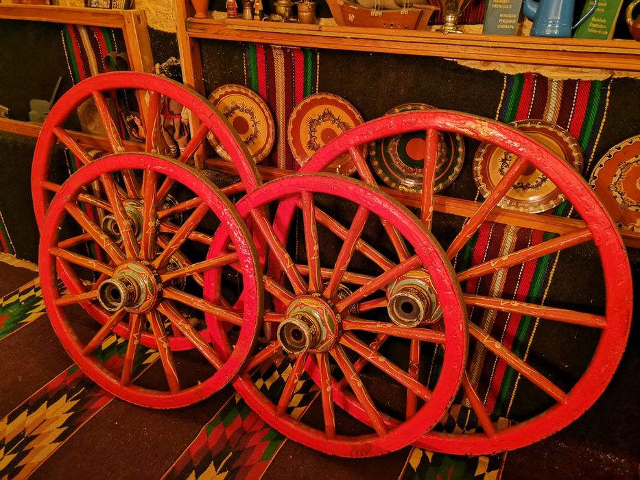 Рисувани колелета колела каруца