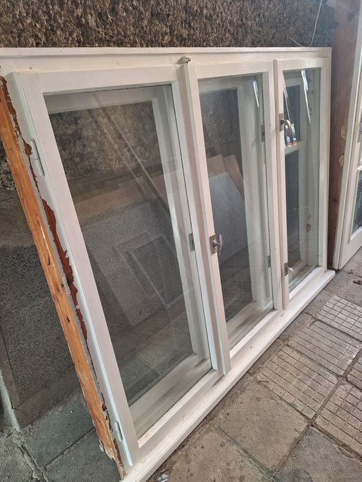 Качествена дървена дограма