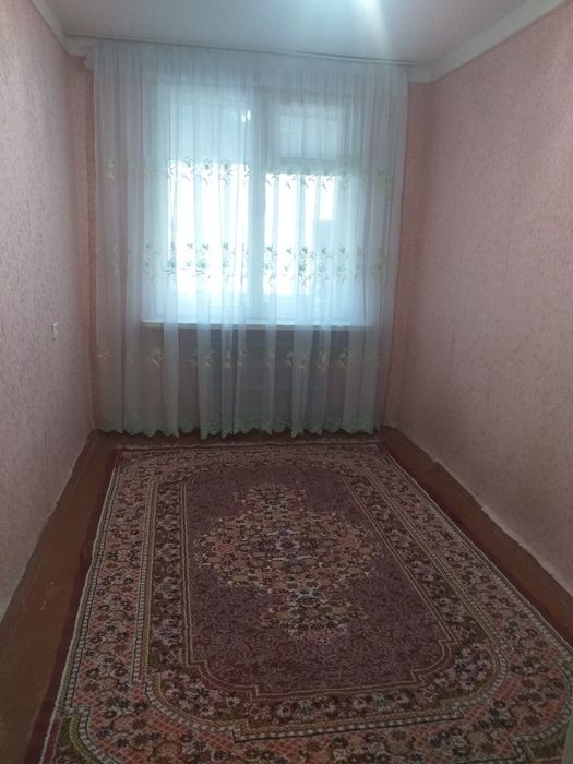 2  xonali uy sotiladi