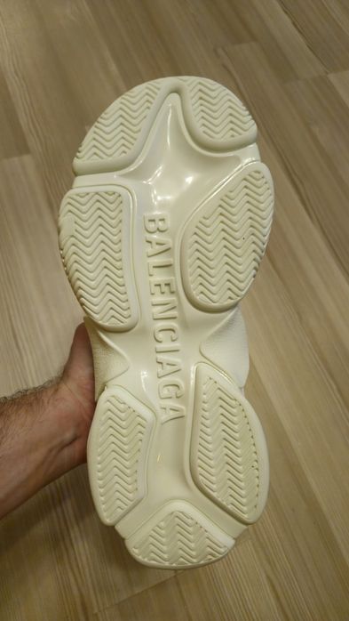 Balenciaga Triple S marime 41
