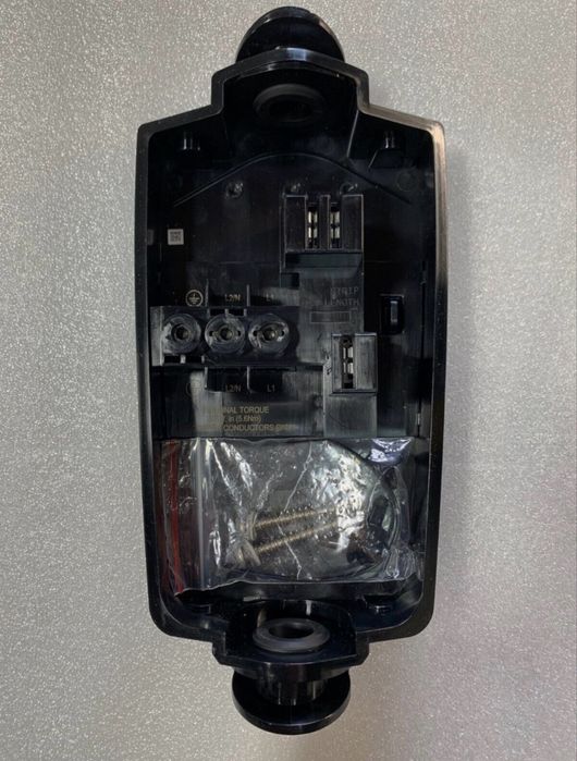 Зарядна станция за Тесла /Gen 3 Charger/