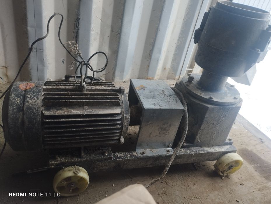 Продам гранулятор