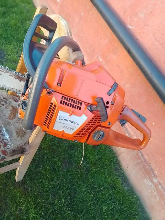 Drujbă husqvarna 372