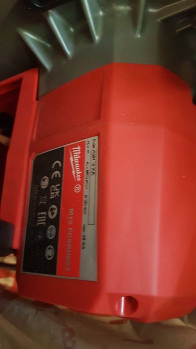 Vand fierastrau circular Milwaukee