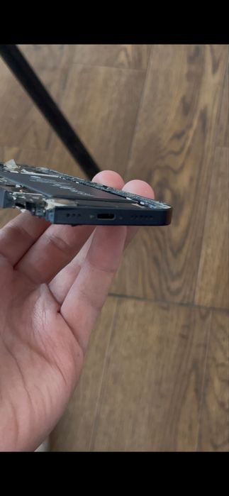 Айфон 12 про макс 100-90край продам срочно!!!