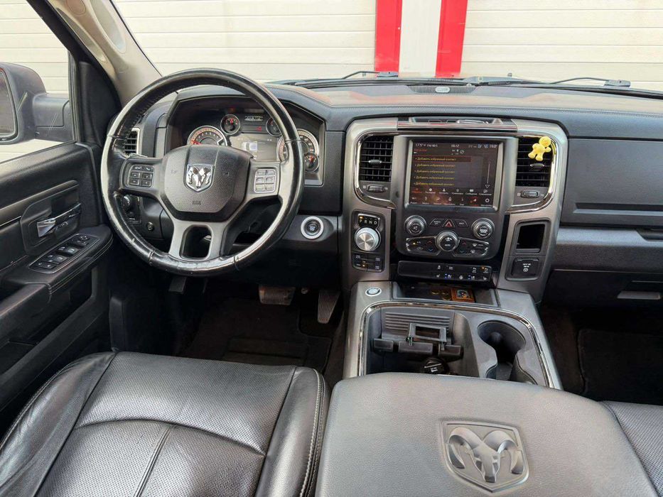 Dodge RAM 1500 5.7L