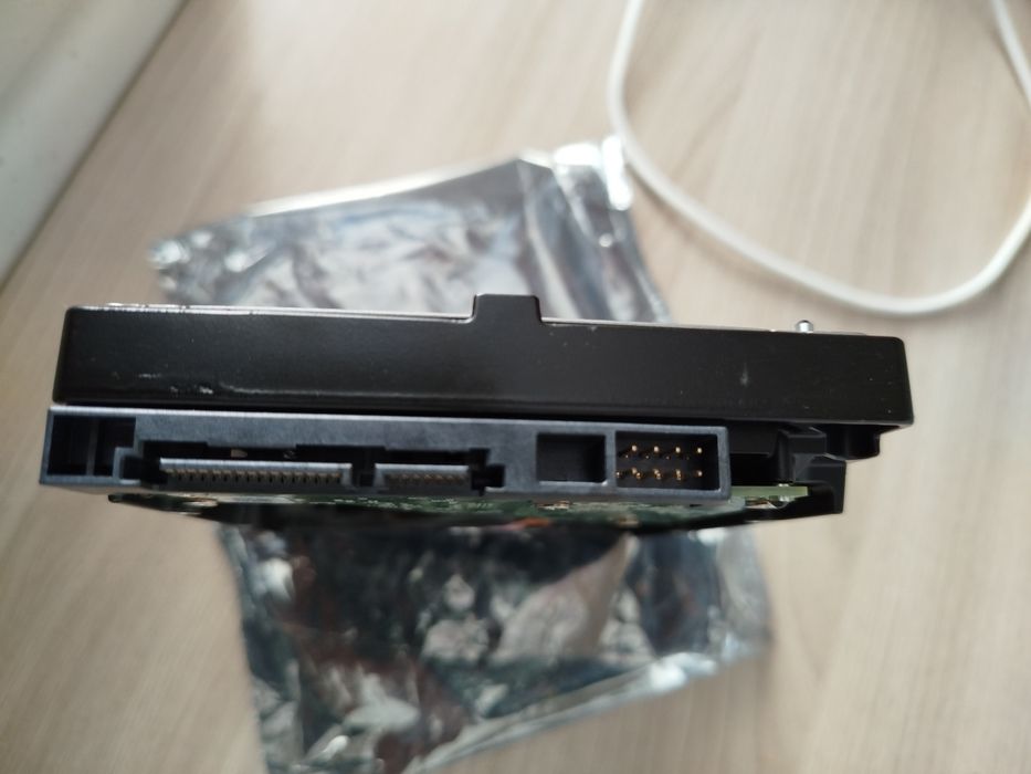 Жёсткий диск 2  Тб