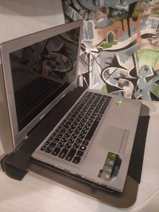 Подставка для ноутбука