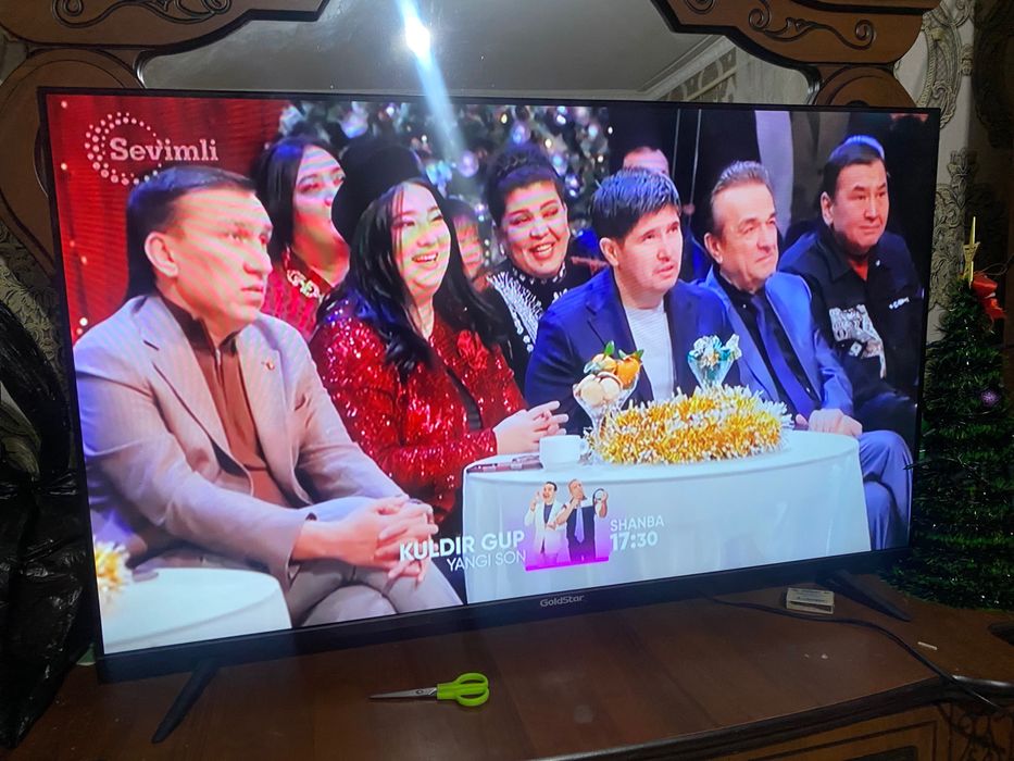 Goldstar Telefizor 43 Smart